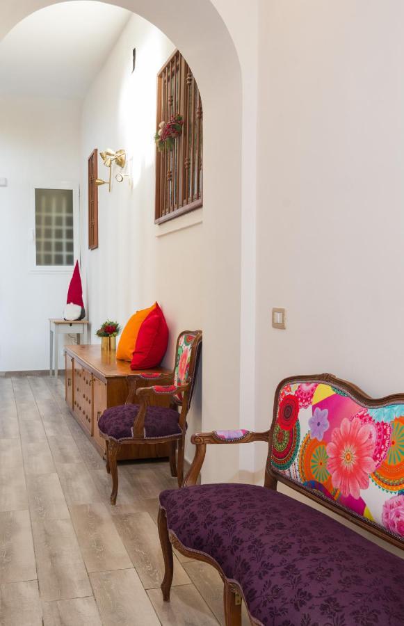 ナポリ Giu Al Centro Bed & Breakfast エクステリア 写真